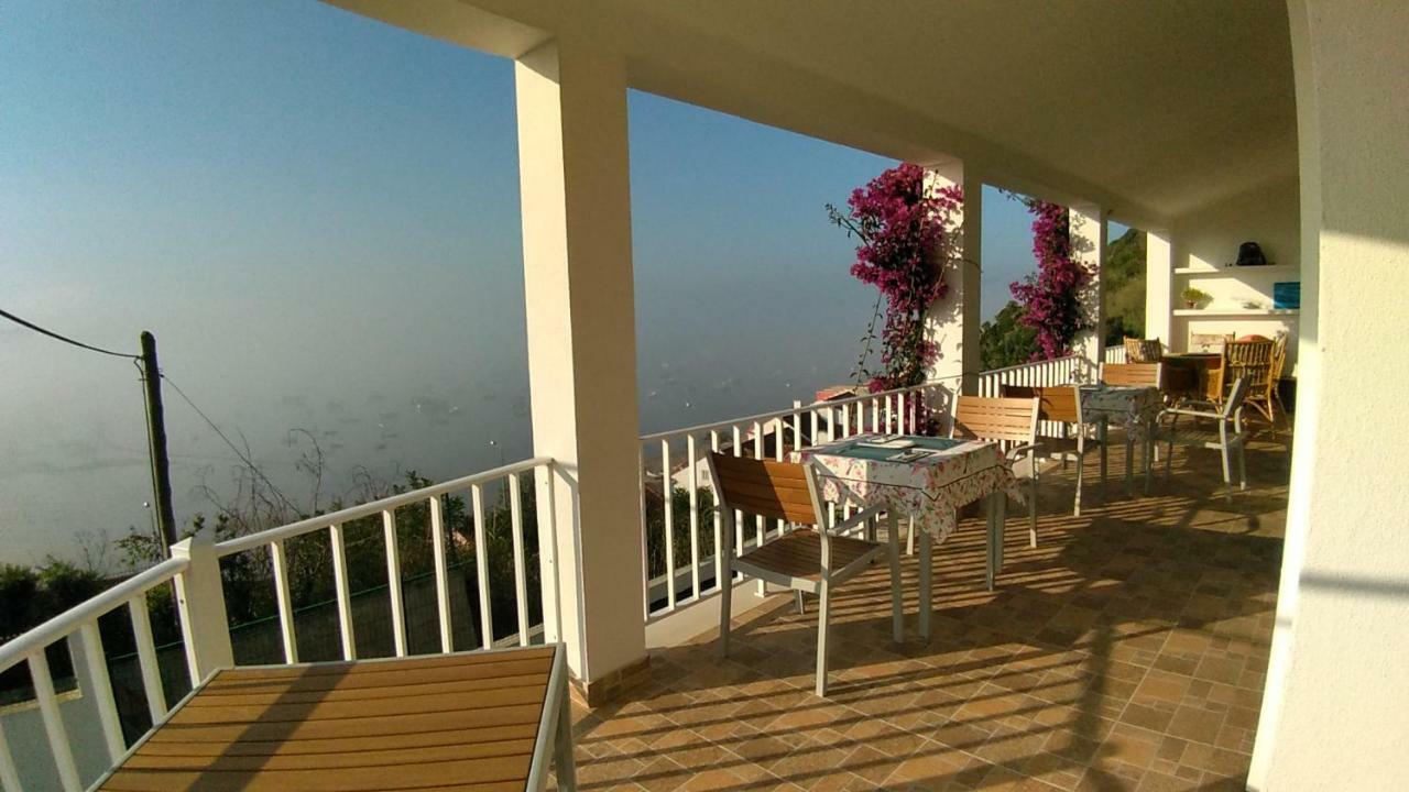 Vistalmar Sao Martinho Bed & Breakfast São Martinho do Porto Exterior foto